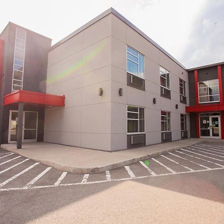 Motel Newstar Laval Luaran gambar